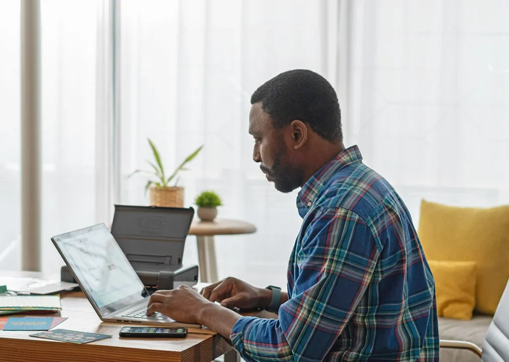 Professional self-petitioning for an EB-2 NIW without an employer